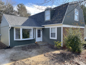 Beautiful home with Clear Choice Exteriors roof replacement